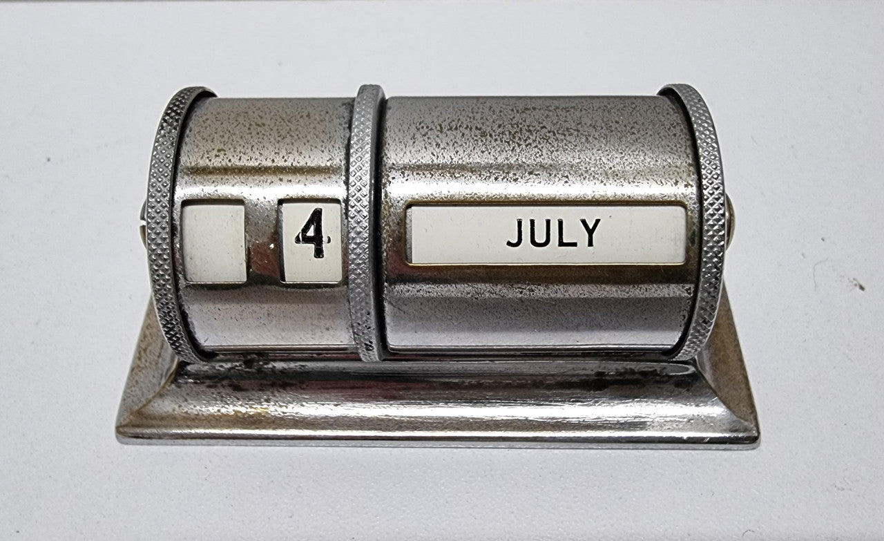 Art Deco Chrome Desk Perpetual Calendar