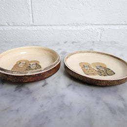Antique Japanese Satsuma lidded bowl from the Meiji period. Signature Mon to base. In good original condition, please view photos as they help form part of the description.