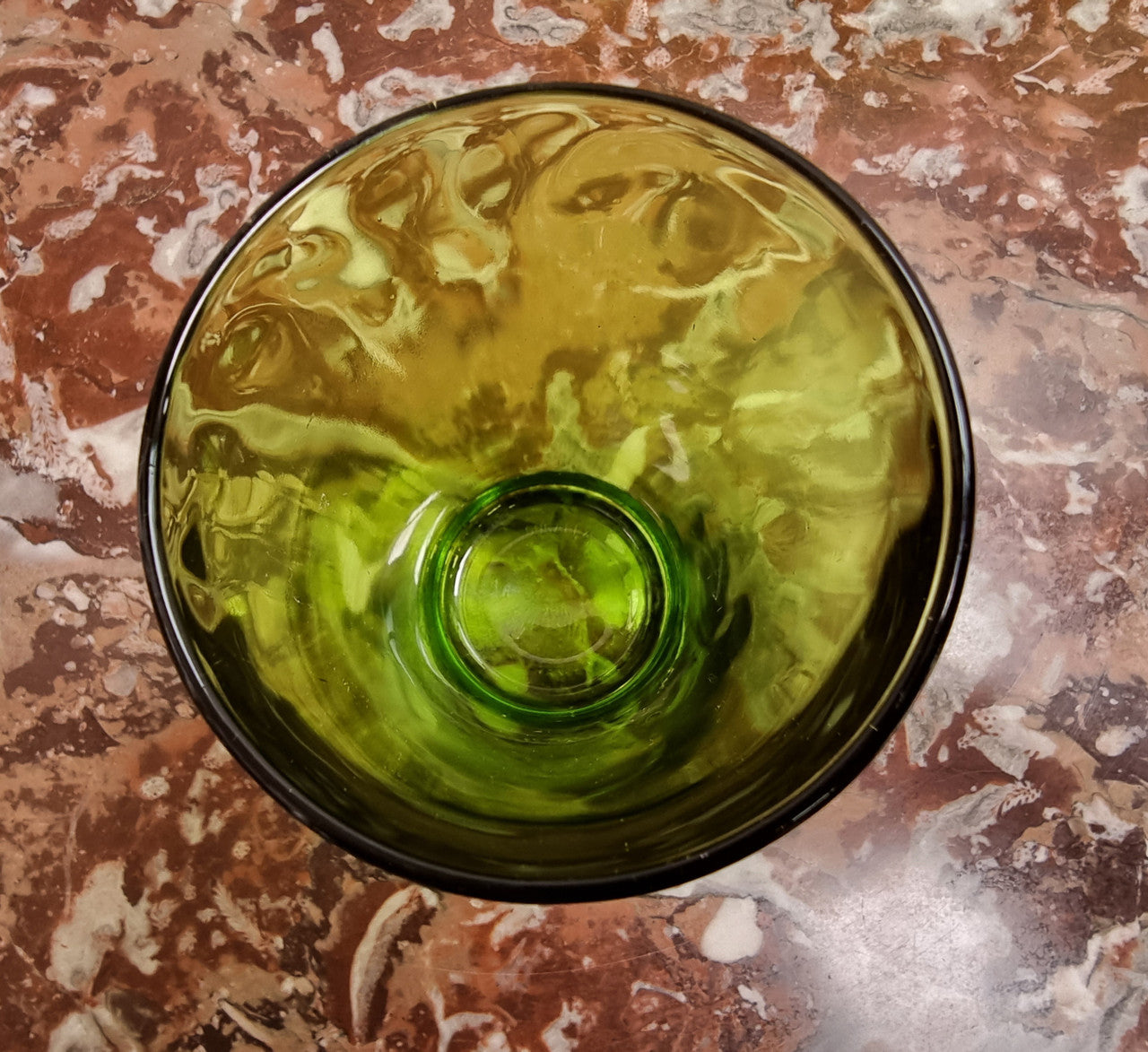 Set of 8 French Green Duralex drinking glasses. They are in good original condition with no chips or cracks, please view photos as they help form part of the description.