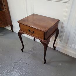 Vintage Mahogany single drawer cabriole leg bedside table. It has been sourced from locally and is in good original detailed condition.