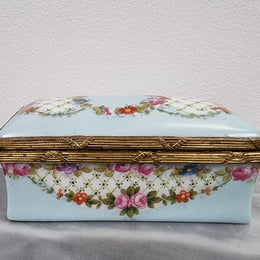 Beautiful Rare Antique German Porcelain Limoges Style Stamp Box