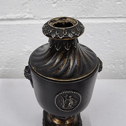 Lovely Victorian Wedgwood Georgian style small urn. In good original condition, please view photos as they help form part of the description.