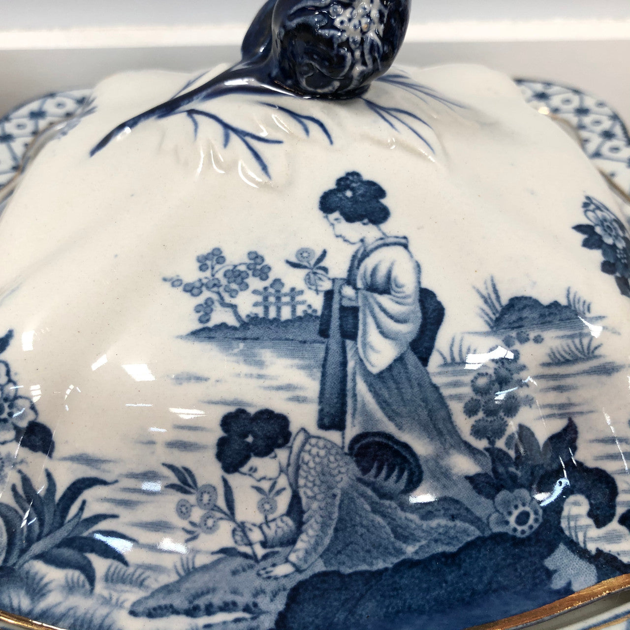 Beautiful pair of Antique Tureens | Antique & Vintage | Moonee Ponds Antiques | Australia Wide Delivery