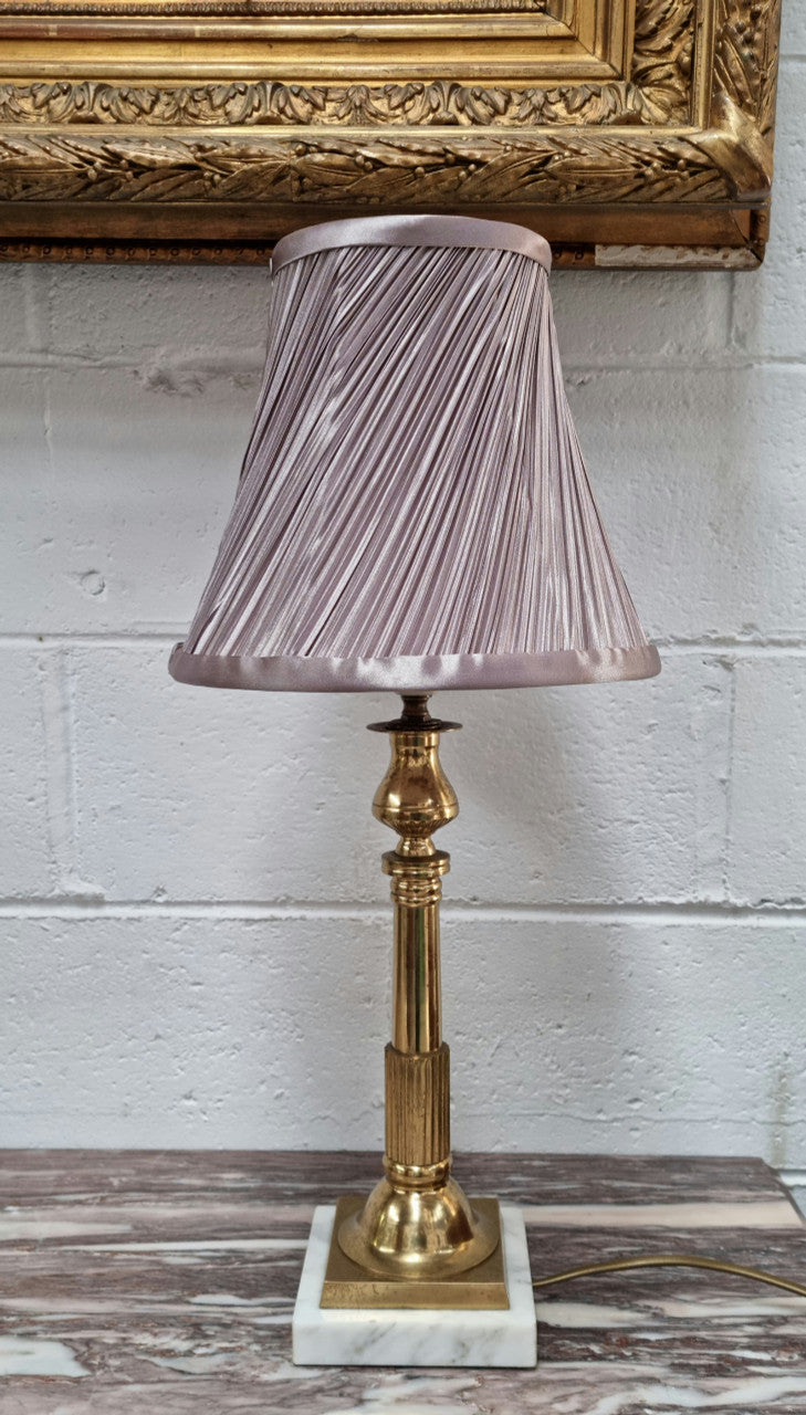 Lovely Vintage marble and brass table lamp, it is in good original working condition.