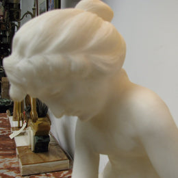 Stunning Alabaster Statue With Lamp