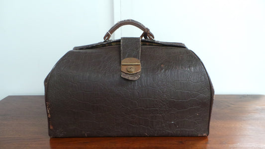 Vintage Leather Doctors Bag-1