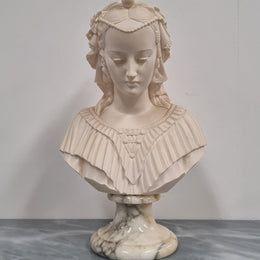 A Giannelli signed Angelica Maria bust on a white marble base. It is in good original condition with no faults.