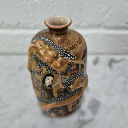 Antique Japanese mini Satsuma vase with signature "Mon" to base. In good original condition, please view photos as they help form part of the description.