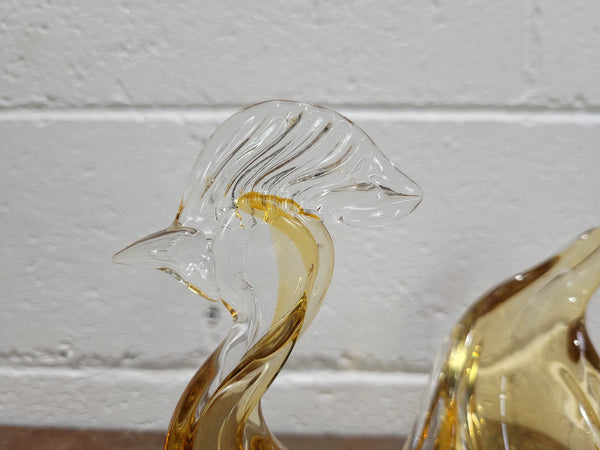 Murano style golden yellow glass bird bowl. In good original condition with no chips or cracks.