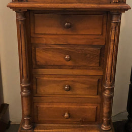 Henry II style Walnut inset marble top single bedside. Plenty of storage space with 4 drawers and a small cupboard space. In good original detailed condition.