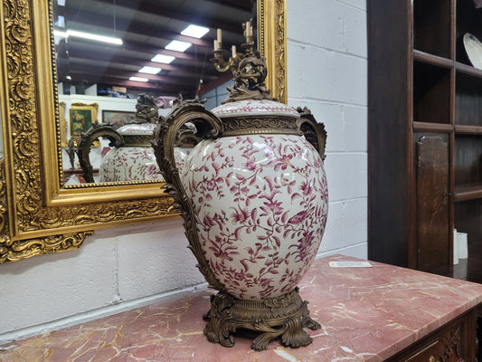 Large Attractive Ceramic Ornamental Lidded Jar with Stunning Ormolu Features
