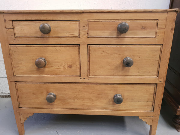 Gorgeous Vintage Pine Chest Of Drawers