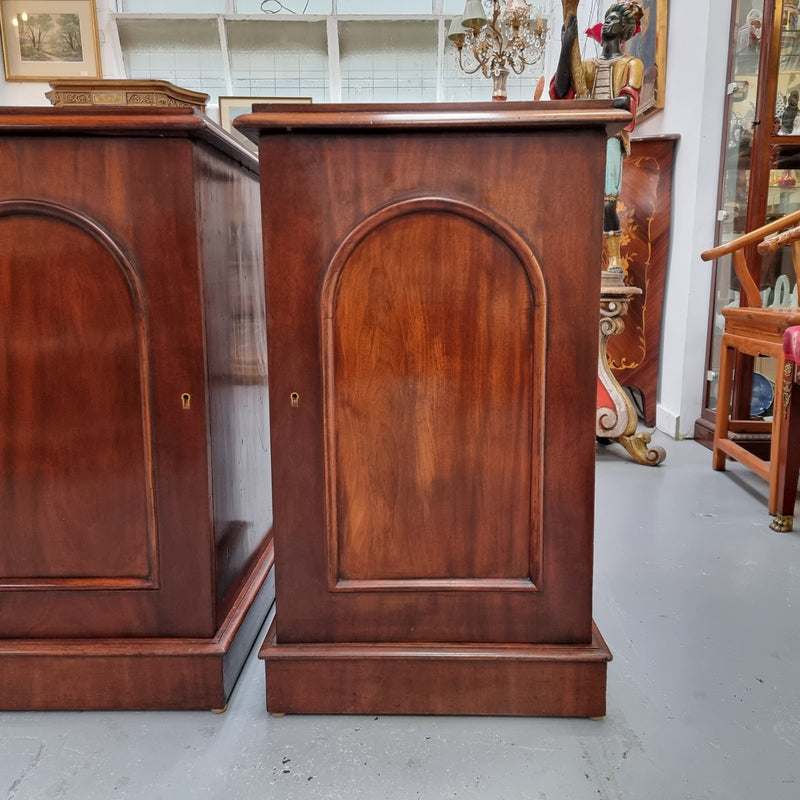 Unique pair of Victorian mahogany bedsides with one fixed shelf. Sourced locally and in good original detailed condition.