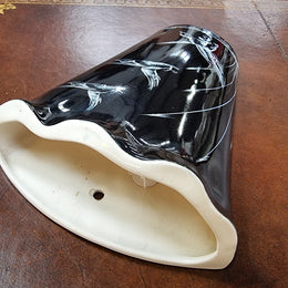 Charming vintage wall pocket vase.  Black with hand painted cream ducks.  Length 19.5cm  Width 14.5cm Marked W26 on the rear.