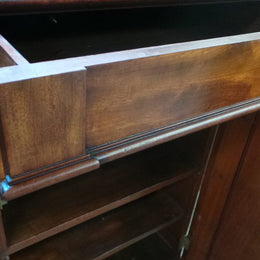 Victorian Mahogany Mirrored Back Sideboard