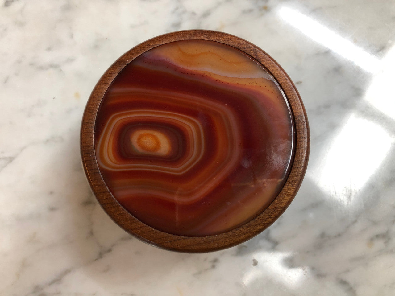 An Australian Blackwood & Agate Round Box | Antique & Vintage | Moonee Ponds Antiques | Australia Wide Delivery