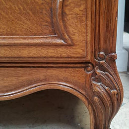 Large French Provincial Oak Chest Of Drawers