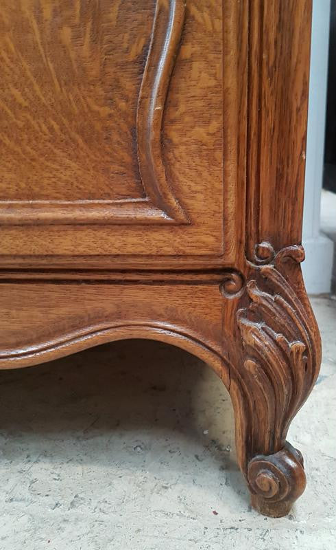 Large French Provincial Oak Chest Of Drawers