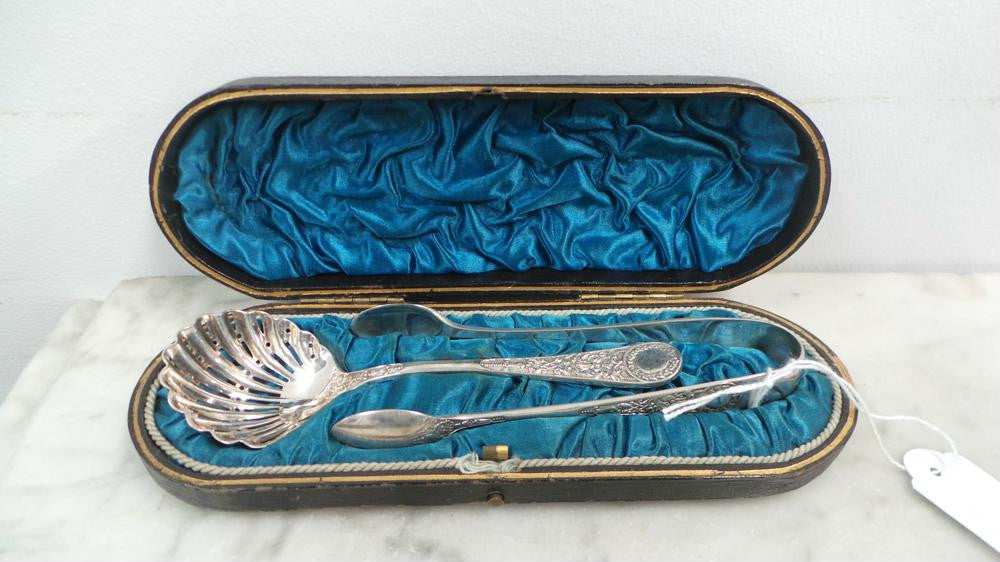 Boxed Silver plate Spoon and Tong Set | Antique & Vintage | Moonee Ponds Antiques | Australia Wide Delivery