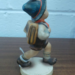 A lovely and very collectable Goebel figurine, called "Hiking Boy". This figurine is in very good original condition. Made in West Germany.