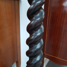 A Victorian round walnut barley twist pedestal/planter and in good original condition.