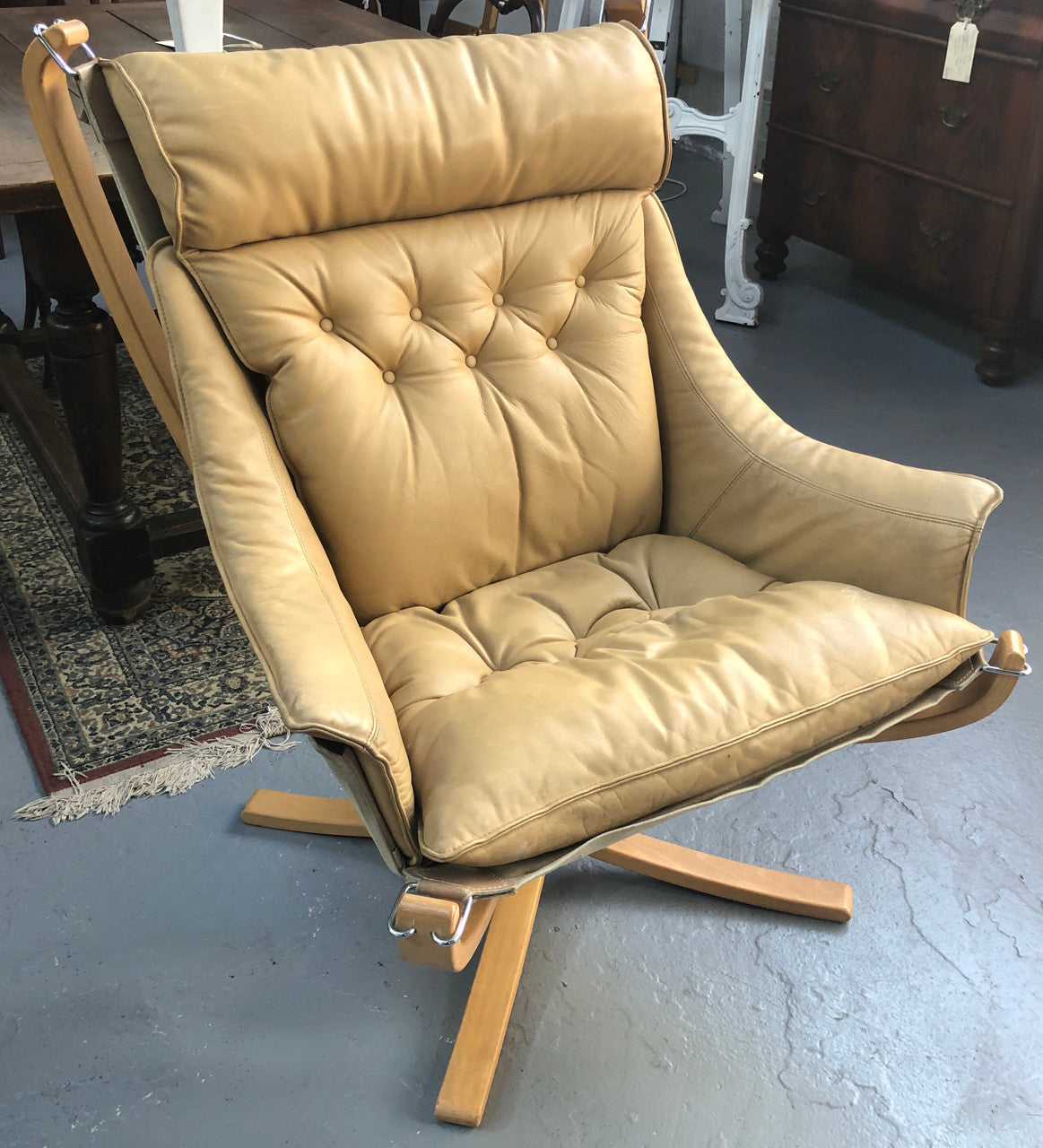 Vintage Midcentury Falcon Chair | Antique & Vintage | Moonee Ponds Antiques | Australia Wide Delivery