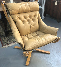 Vintage Midcentury Falcon Chair | Antique & Vintage | Moonee Ponds Antiques | Australia Wide Delivery