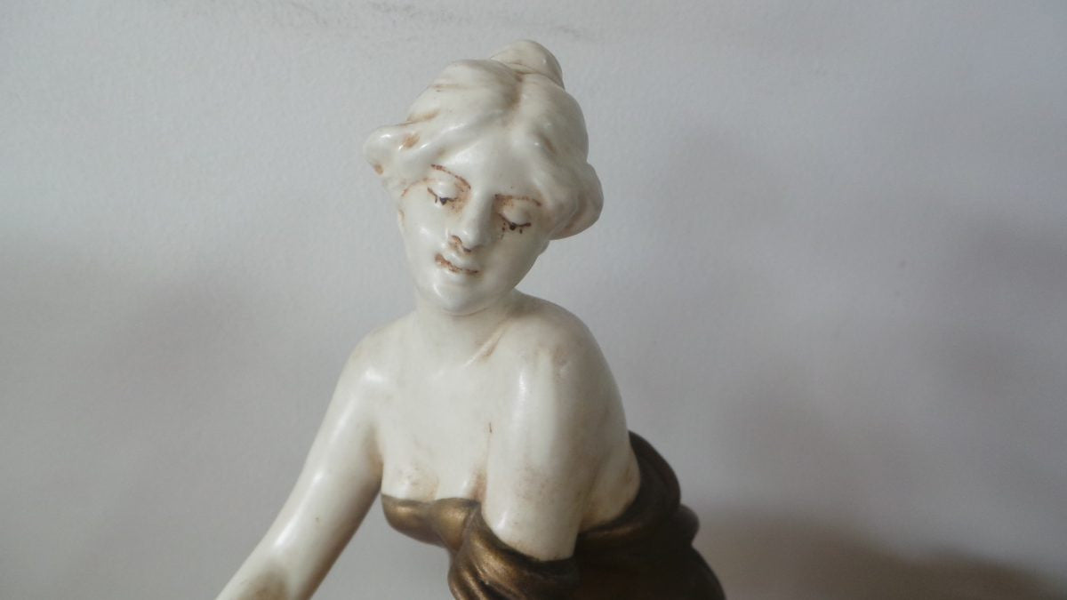 Amphora Lady Bowl