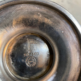 Amazing Quality Sheffield Plate Tea & Coffee Service By Walker & Hall
Gorgeous heavy quality Sheffield plate, tea & coffee service with lion finials.
The set is of the highest quality & has beautiful fine chasing & repoosse work. In very good original condition
