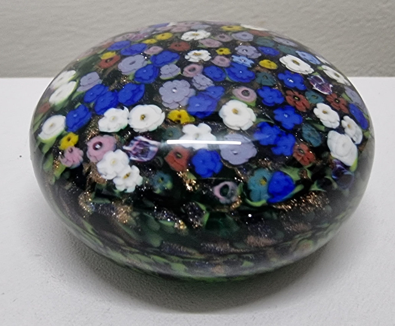 Vintage Murano art glass Millefiori Aventurine paperweight with supurb floral design. In great original condition. Please view photos as they help form part of the description.