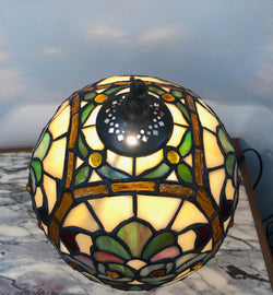 Lovely Tiffany Style Table lamp | Antique & Vintage | Moonee Ponds Antiques | Australia Wide Delivery