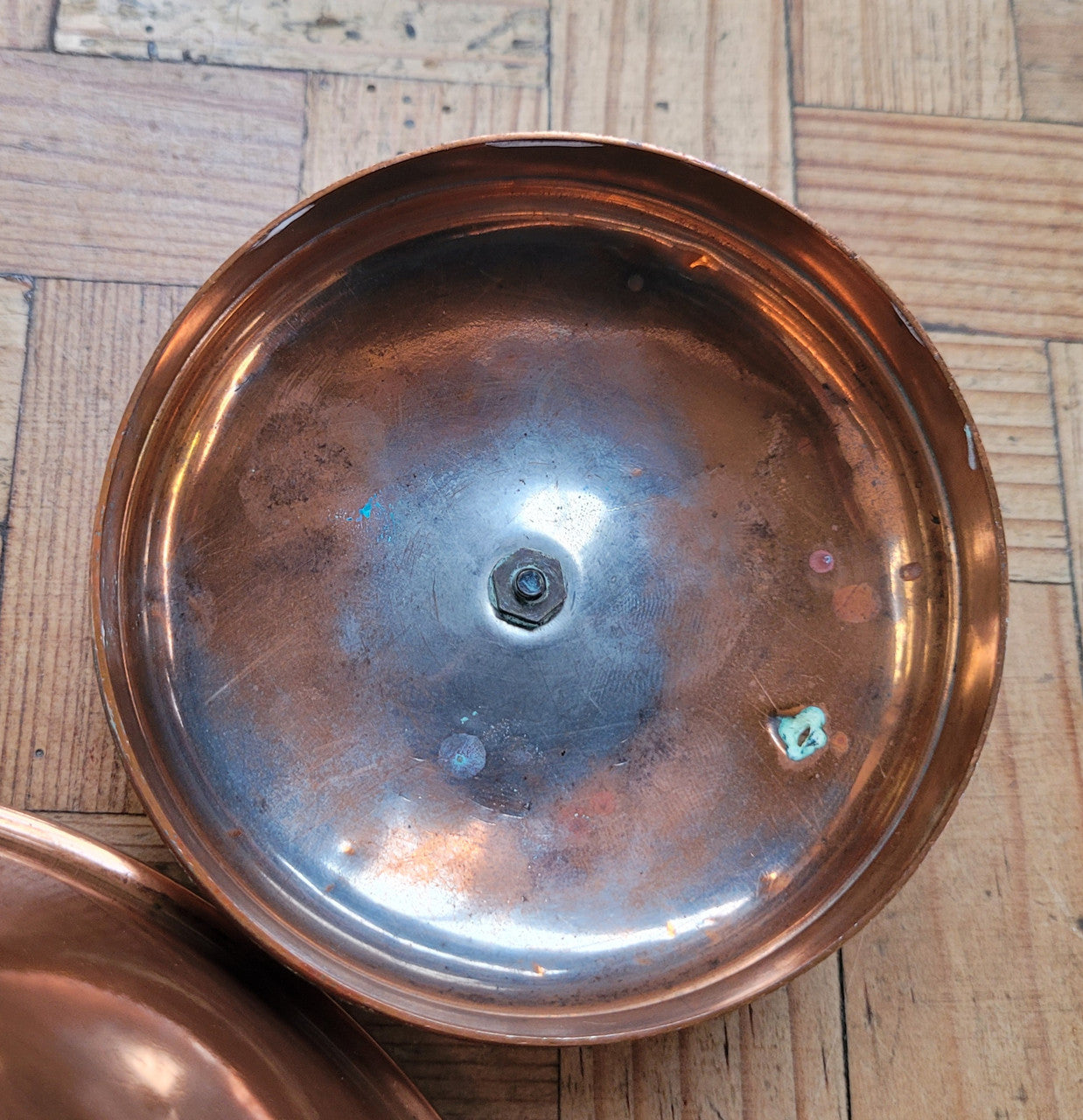 Vintage French copper kettle . They have been sourced from France and is in good original detailed condition.