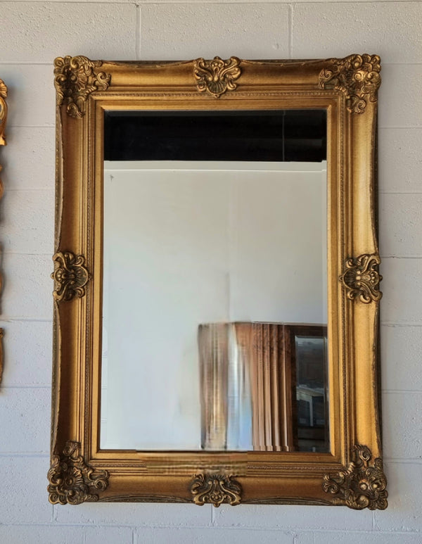 Vintage decorative gilt bevelled mirror. In good original detailed condition.
