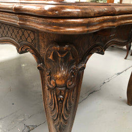 High quality French Oak Louis XV Style, beautifully carved extension table. It has an amazing parquetry top and when fully extended measures to 3 meters long. In very good original detailed condition.