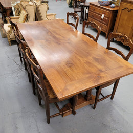 Vintage custom made fruitwood pedestal dinning table, comfortable fits 8-10 people. In good original condition. Sourced locally. Please see pictures to form part of the description.