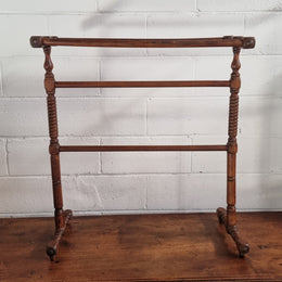 Beautiful Antique Cedar towel rail. It has been sourced locally and is in good original condition.