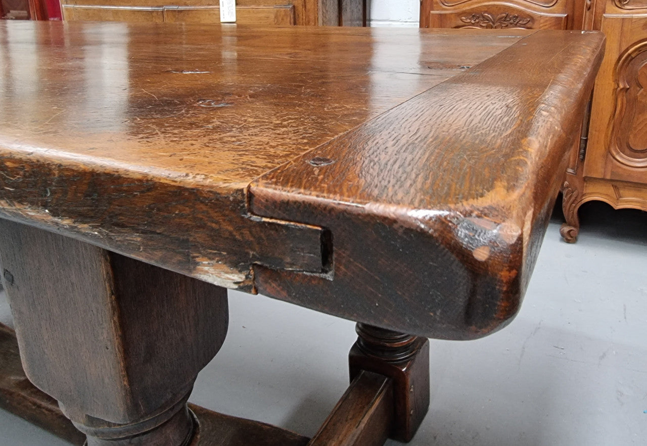 Lovely vintage French dark Oak pedestal base Farmhouse table. It can comfortable sit eight and it is in good original condition.