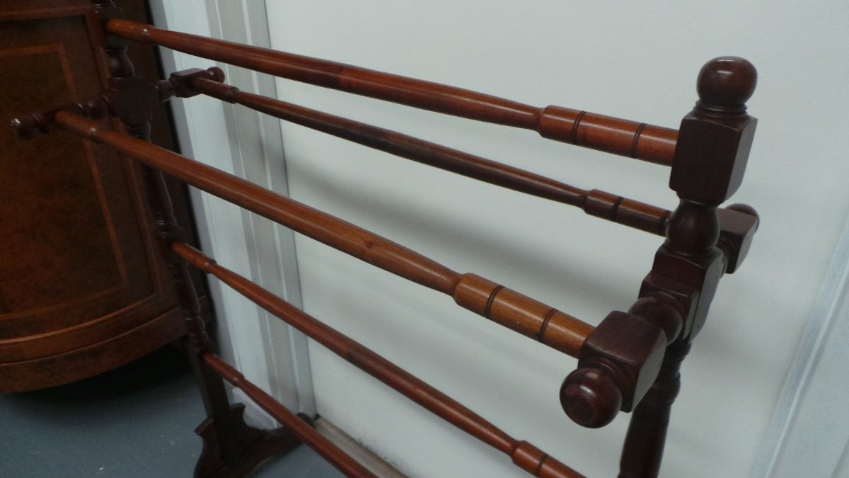 Beautiful Mahogany Towel Rail | Antique & Vintage | Moonee Ponds Antiques | Australia Wide Delivery