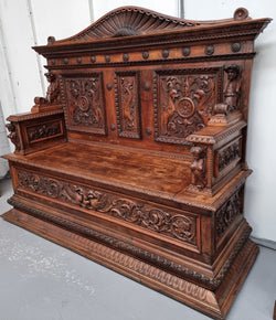 18th Century Carved Italian Renaissance Style Hall Seat | Antique & Vintage | Moonee Ponds Antiques | Australia Wide Delivery