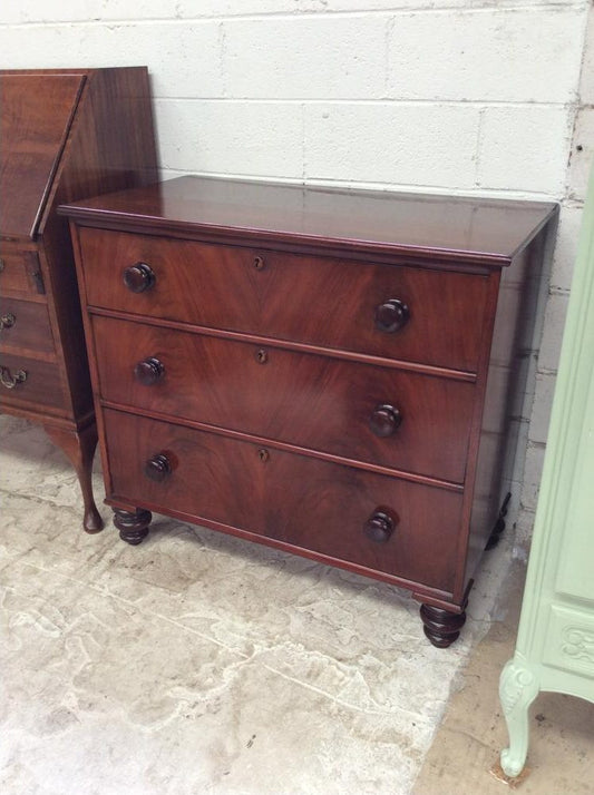 Georgian Flame Mahogany Chest Of Drawers