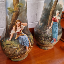 Decorative pair of Victorian hand painted vases. They have been sourced locally and are in good original condition, please view photos as they help form part of the description.