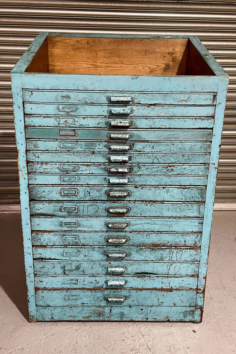Fabulous set of vintage painted blue printers drawers that have adjustable separators which can be taken out for large papers. The drawers are various sizes and there is a section on top for working on or for storing brushes or tall items . These would be perfect for artists or jewellery pieces or even architects. Such a beautiful piece of industrial furniture.