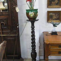 Jacobean Barley Twist Pedestal