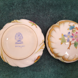Herend floral small lidded trinket bowl hand painted porcelain. Excellent condition no chips cracks or crazing.  Please see photos.