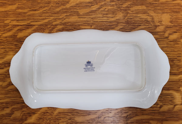 Lovely Aynsley orchard gold serving tray, in good orginal condition. Please view photos as it forms part of the description.