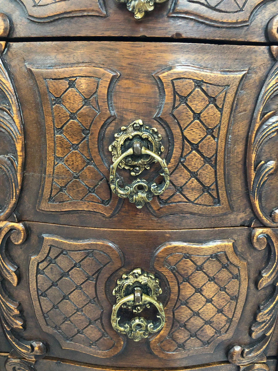 Beautiful Antique Carved Chest Of Five Drawers