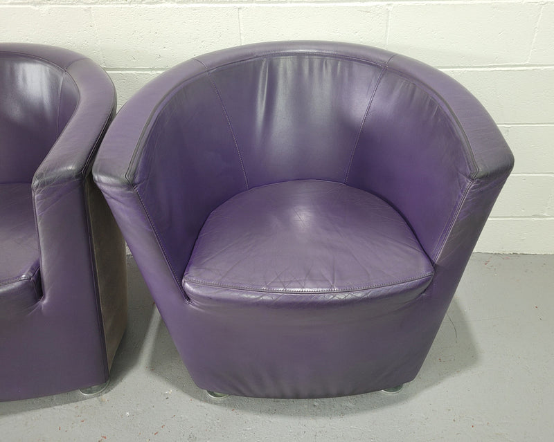 Pair of vintage Parentesi armchairs designed by Pietro Arosio for Tacchini with original leather upholstery and in good original detailed condition.