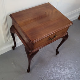 Vintage Mahogany single drawer cabriole leg bedside table. It has been sourced from locally and is in good original detailed condition.