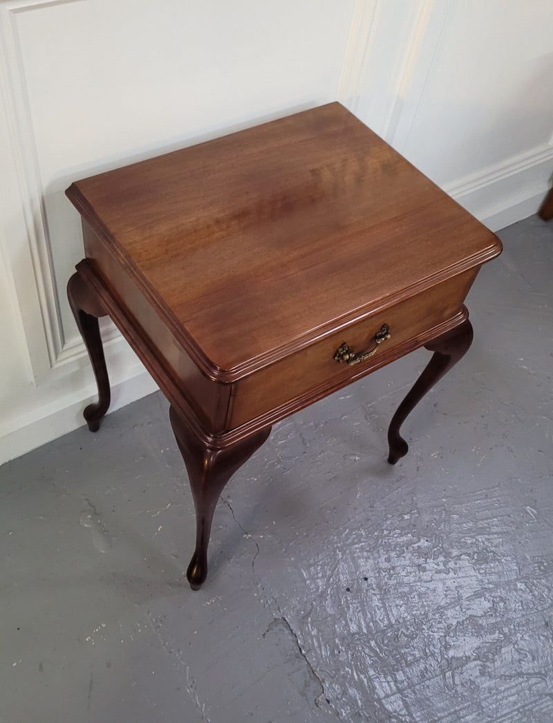 Vintage Mahogany single drawer cabriole leg bedside table. It has been sourced from locally and is in good original detailed condition.