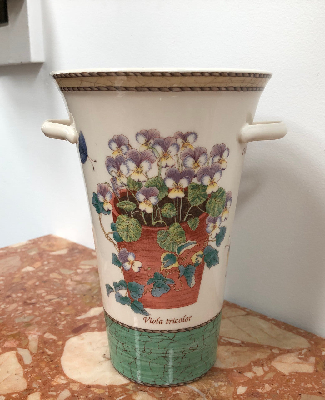 Beautiful Wedgwood Vase | Antique & Vintage | Moonee Ponds Antiques | Australia Wide Delivery